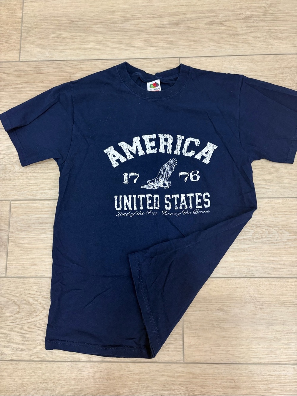 Fruit of the Loom Patriotic Classic Navy "America United States" Graphic Tee M
